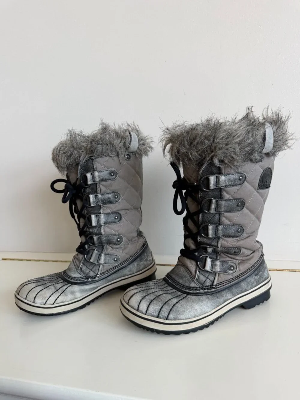SOREL Tofino Waterproof Winter Snow Boots Faux Fur Gray Women’s 7